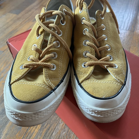 Converse Chuck Taylor All Star 70 Ox
Desert Marigold 7.5 men’s - Picture 5 of 13